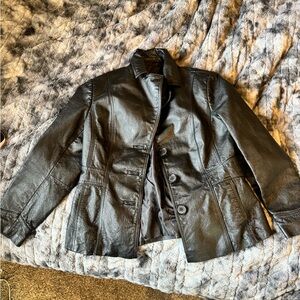 East 5th Women's Classic Black Leather Jacket like new